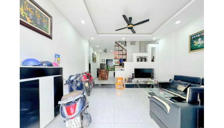 Biệt thự phố Nguyễn Thị Thập Q7 
Ngang 5.35 Dài 13.05
CÓ 8 TỶ