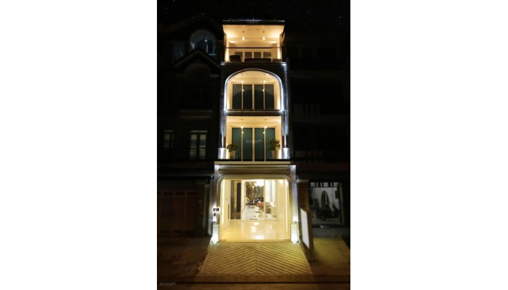 Bán nhà phong cách luxury 5 sao mặt tiền đường Số An Dương Vương Quận 8 (bao gồm nội thất như hình).