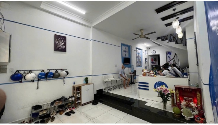 Vị trí siêu đẹp - Mặt Tiền Nguyễn Văn Nguyễn, Quận 1 - Chỉ 265 triệu/m2 - DT 4x16m - HĐT 40tr/th - 17 tỷ