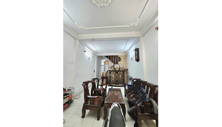 Bán nhà 4 tầng, 96m², 4PN, Gò Vấp, 10.6 tỷ, ngay chợ Hạnh Thông Tây