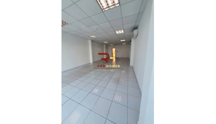 Tòa Nhà Văn Phòng Cho Thuê Khu Sân Bay Giá Rẻ Chỉ Từ 6.7 USD/m²