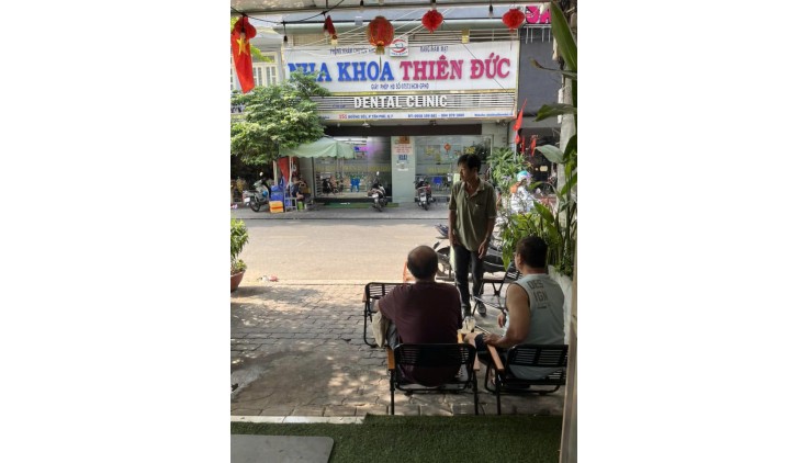 Cần sang quán cafe, nước ép ở 