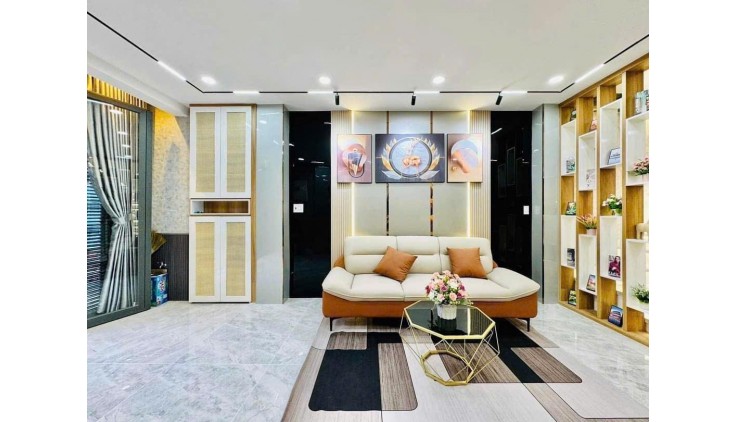 Bán nhà 2 tầng, 40m2, chỉ 4.89 tỷ, mới đẹp ở ngay Quang Trung P10 Gò vấp