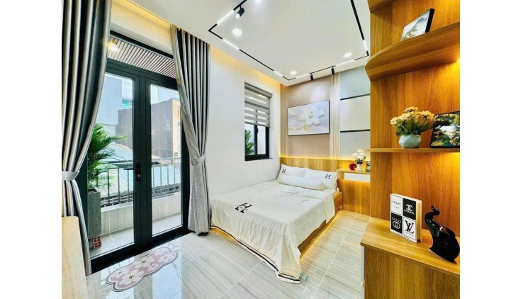 Bán nhà 2 tầng, 40m2, chỉ 4.89 tỷ, mới đẹp ở ngay Quang Trung P10 Gò vấp