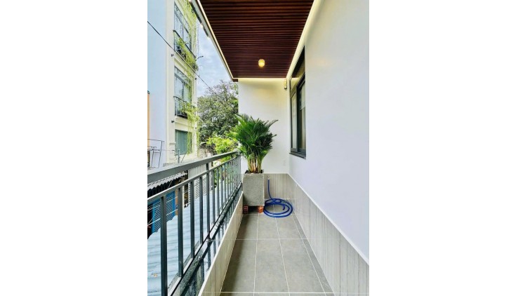 Bán nhà 2 tầng, 40m2, chỉ 4.89 tỷ, mới đẹp ở ngay Quang Trung P10 Gò vấp
