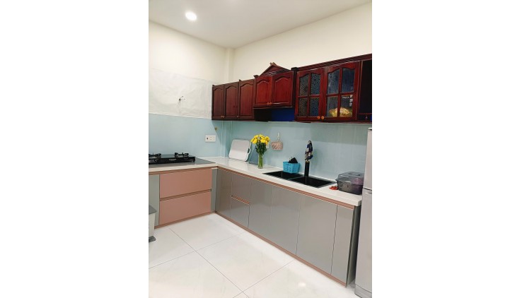 Quá rẻ còn gì, 75tr/m2 cả đất + biệt thự. Phong thủy nở hậu vượng khí.