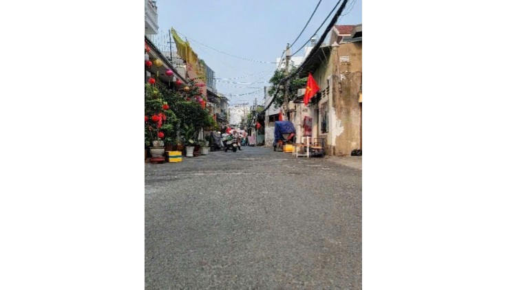 Bán nhà 68m2 (4,1X17m) _ 3 mặt tiền kinh doanh -Khu Trường Trinh