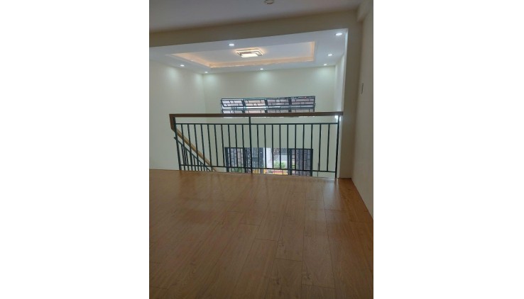 Bán nhà Phú Nhuận, hẻm ba gác thông một trục, DT 60m2, sổ vuông đẹp nở hậu, giá nhỉnh 7 tỷ