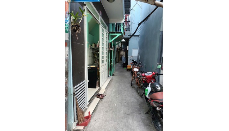Quận 7 ! Cho thuê Nhả N/C mới , 1 trệt 1 lầu Giá : 5 tr / tháng, Tel : 09038110659 ( chính chủ )