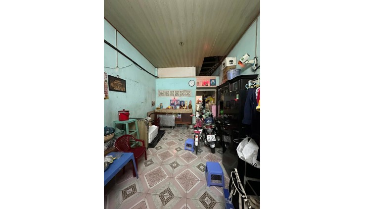 Bán nhà Mặt tiền Ỷ Lan, ngay Hòa Bình  - Lũy bán Bích, DT: 3.5x17.5m, Cấp 4, 7.9 tỷ.