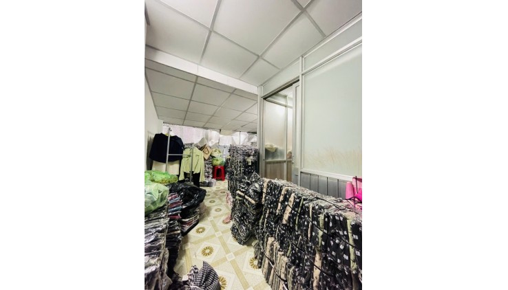 Hàng Thơm nhà đường số 12 BHH gần AEON Tân Phú 50m2 hẻm 5m Nhỉnh 3 tỷ