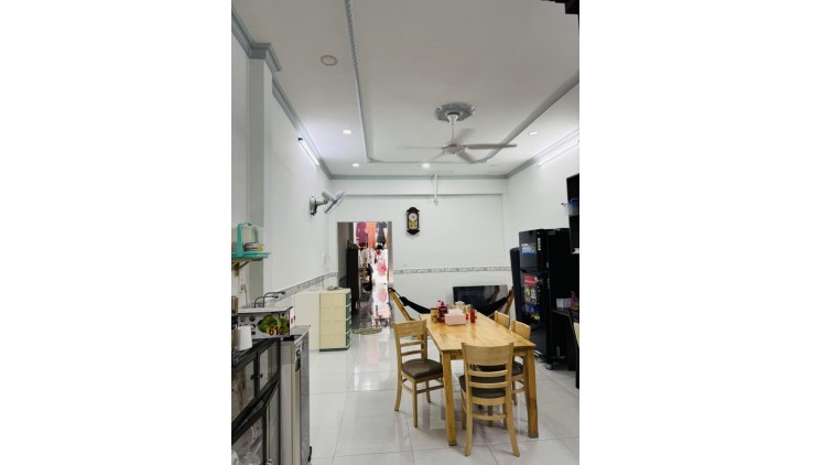 Bán Nhà MT Miếu Bình Đông - gần Ngã tư Bốn Xã - Hòa Bình, 4x22.5m, 4 T -5PN, 9.7tỷ.