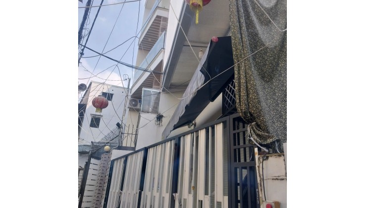 BÁN NHÀ MỚI, VỊ TRÍ ĐẸP, 2 TẦNG NGAY TẠI ĐƯỜNG TÂN THỚI NHẤT 11, TÂN THỚI NHẤT, QUẬN 12