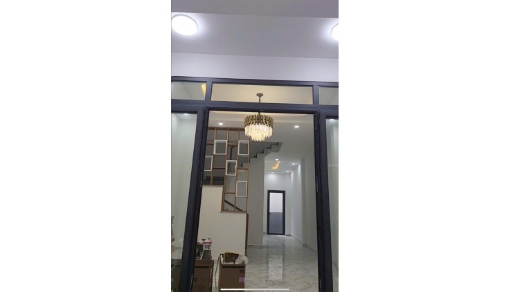 NHÀ ĐẸP- GIÁ ĐẦU TƯ Cần Bán Nhanh căn nhà vị trí đẹp tại quận Tân Phú, TPHCM