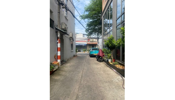 BÁN NHÀ HXH ĐỖ CỬA- SÁT AEON MALL- CHỢ TÂN HƯƠNG- 45M2 - GIÁ CHỈ 4.1 TỶ