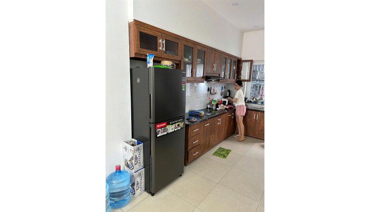Cho thuê nhà Mega Village Khang Điền, Q9, DTSD 155m2, 3 PN, nội thất cơ bản, 13.5tr.tháng