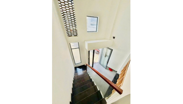 4.35 tỷ- bán nhà 2 tầng HXH VF3 Nơ Trang Long- Nguyễn Xí -4mx10m-hẻm 1 trục