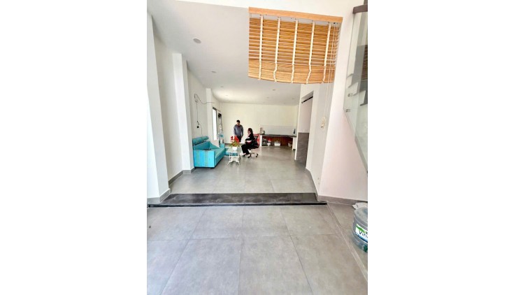 4.35 tỷ- bán nhà 2 tầng HXH VF3 Nơ Trang Long- Nguyễn Xí -4mx10m-hẻm 1 trục
