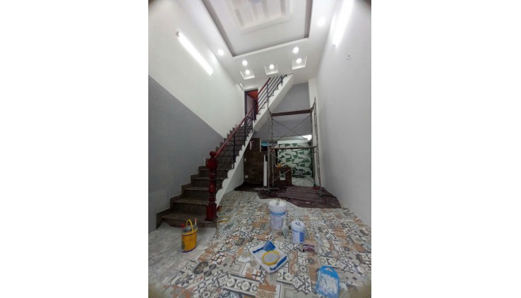 GẤP BÁN NHÀ TÂN THUẬN ĐÔNG QUẬN 7 , 3 TẦNG , 3 PHÒNG NGỦ , CHỈ 4,2 TỶ, NHÀ MỚI VÀO Ở NGAY