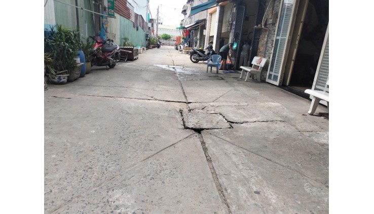 Quá Thơm lô đất lọt kheTân Kỳ Tân Quý khu phân lô sát mặt tiền 48m2, Nhỉnh 4 tỷ
