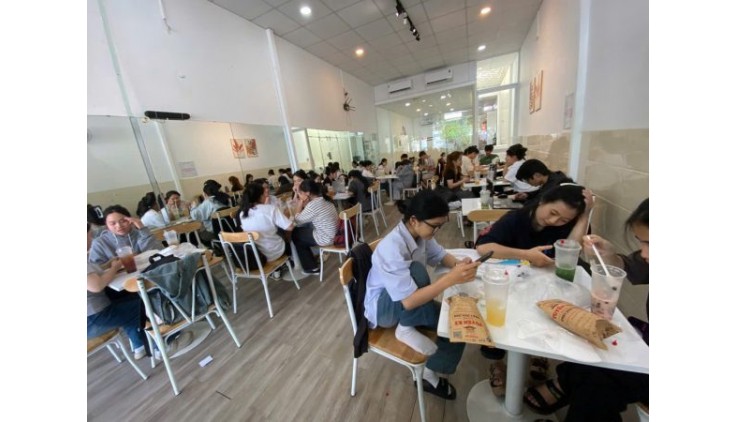 Quận 9 – TP Thủ Đức ! SANG TIỆM TRÀ SỮA – VỊ TRÍ ĐẮC ĐỊA, ĐỐI DIỆN TRƯỜNG CĐ KINH TẾ ĐỐI NGOẠI, Tel : 0913 611 399 (Call/Zalo) chính chủ