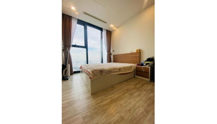 CHÍNH CHỦ Cho Thuê Căn Góc 2PN,1WC View Đẹp Tại VINHOMES GOLDEN RIVER