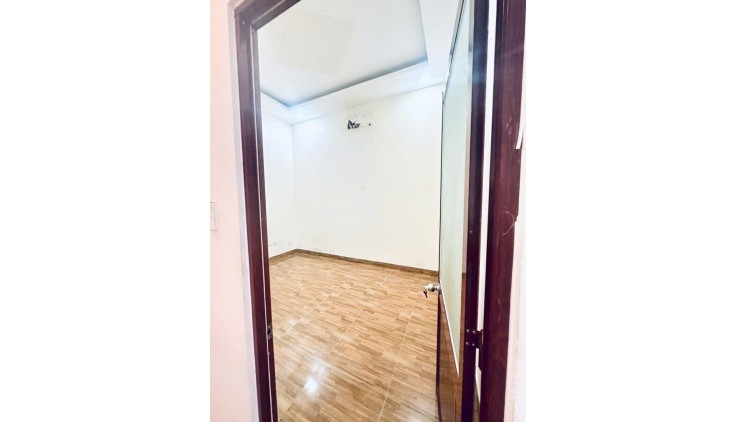 ĐẤT CÓ NHÀ CẤP 4, SỔ VUÔNG A4, 48m2 QUANG TRUNG PHƯỜNG 10, NHỈNH 4TỶ