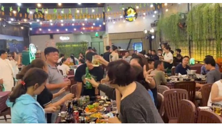 Quận Thủ Đức ! SANG RẺ NHÀ HÀNG – Quán Ăn, DT : 10m x 30m,Khu TRUNG TÂM MT ĐƯỜNG SẦM UẤT , Tel : 0907470740 ( Chính chủ )