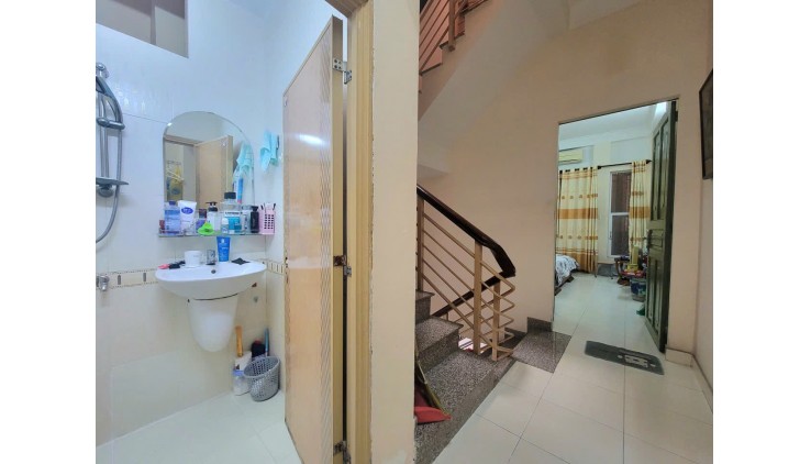 CHÍNH CHỦ - ĐỊNH CƯ GẤP BÁN - LÊ QUANG ĐỊNH - P11 BÌNH THẠNH - 4 TẦNG HOÀN CÔNG ĐỦ - 4PN LỚN - XE HƠI NGỦ NHÀ - 7.75 TỶ - TL