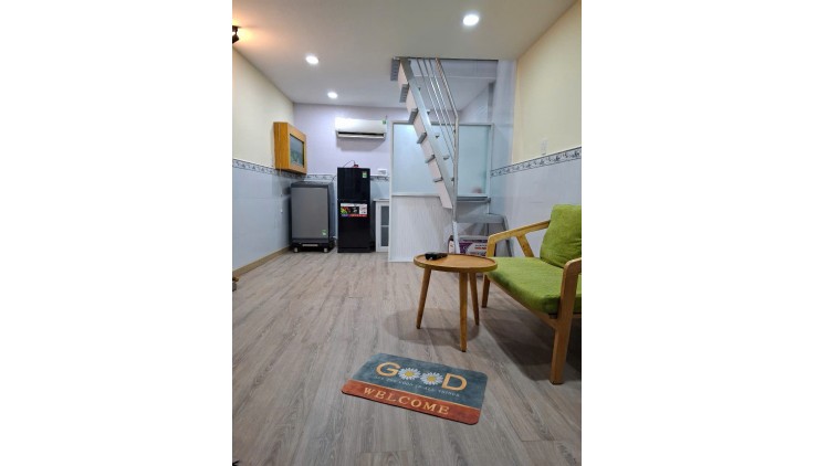 SÁT MẶT TIỀN Q4 
DIỆN TÍCH SD 45 M2 
3 TẤM HƠN 2 TỶ