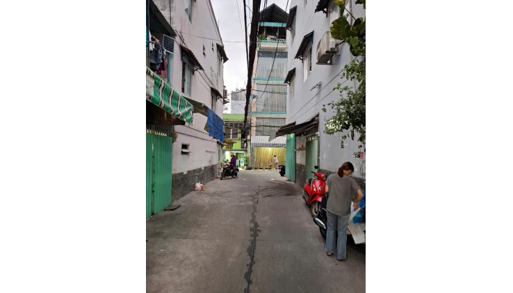 SÁT MẶT TIỀN Q4 
DIỆN TÍCH SD 45 M2 
3 TẤM HƠN 2 TỶ