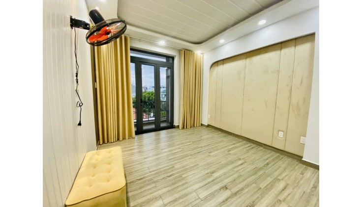 BÁN NHÀ GÒ VẤP, 72M2, HXH THÔNG, 5 TẦNG, NHỈNH 7 TỶ.