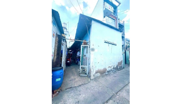 Chủ Nhà Cần tiền Bán gấp  Hàng đầu tư