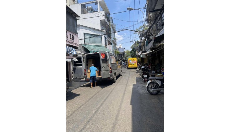NHÀ ĐẸP – GIÁ TỐT - CHÍNH CHỦ CẦN BÁN CĂN NHÀ  RIÊNG TẠI Phường 1, Quận 10, TP.HCM