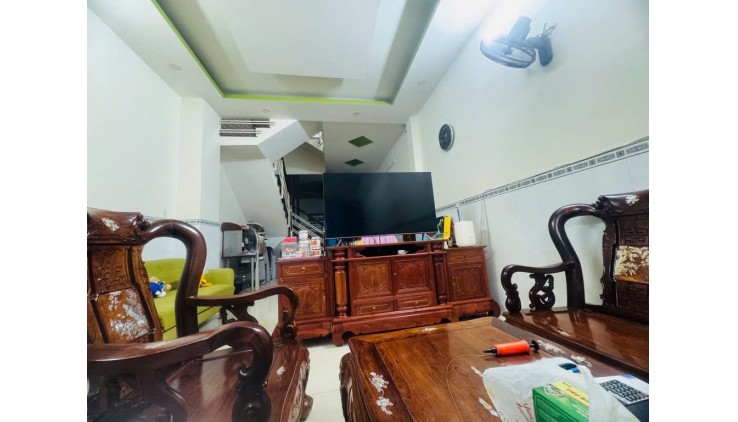 Bán nhà 100M2-3 tầng-Phạm Văn Bạch-P15QTB-7.8 tỷ