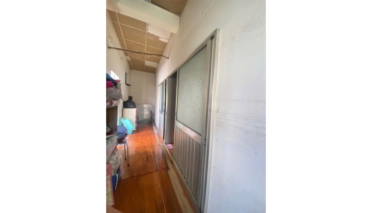 Bán nhà HXH 7m, đường Tân Hương - ngay Văn Cao, 5x11m, 2 tầng cũ, tiện xây, 5.5 tỷ.