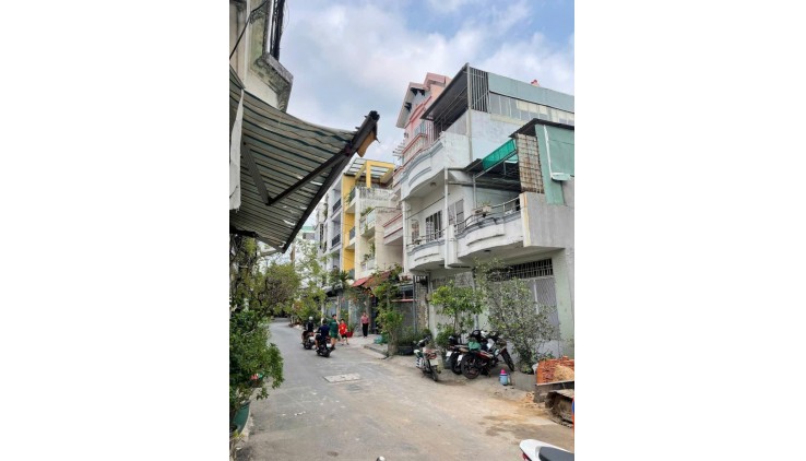 BÁN NHÀ CẤP 4 THỐNG NHẤT P.10 Q. GÒ VẤP 110M (8M X 13M) GIÁ CHỈ 4.5 TỶ
