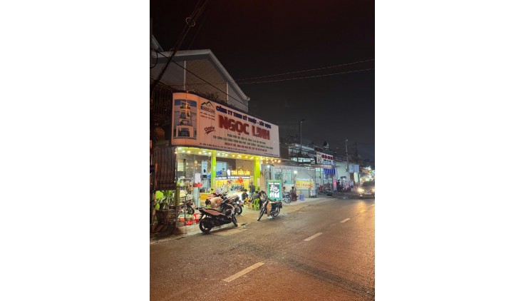 NHÀ ĐẸP - GIÁ TỐT - BÁN NHÀ CHÍNH CHỦ Tại 188A Lê Đình Cẩn , P.Tân Tạo , Q.Bình Tân , Tp HCM
