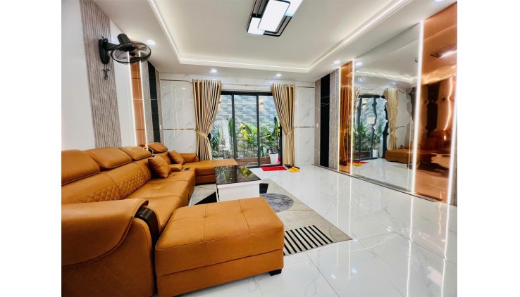 Chính Chủ Cần Bán Căn Nhà 5 Tầng Tại Phường Bình Hưng Hòa A, Quận Bình Tân, TP. Hồ Chí Minh.