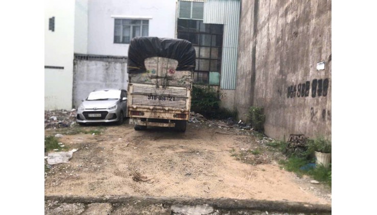 Bán đất Khu Dân Cư đẹp, ngang 6.7m, ô tô vào nhà, gần Phạm Văn Đồng