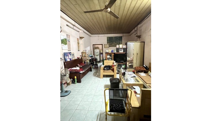Bán Gấp Nhà  Nguyễn Sơn Tân Phú 54m2 ngang 4 nở hậu tài lộc2Tầng Nhỉnh 4 tỷ