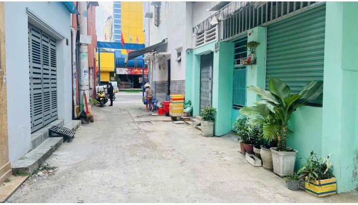 Bán Gấp Nhà  Nguyễn Sơn Tân Phú 54m2 ngang 4 nở hậu tài lộc2Tầng Nhỉnh 4 tỷ
