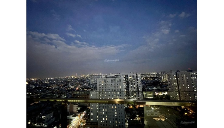 Penthouse đẹp 188m2 + sân vườn, 4PN + 4 toilet, DA Topaz Garden, cách Đầm Sen 500m, view Quận 1
