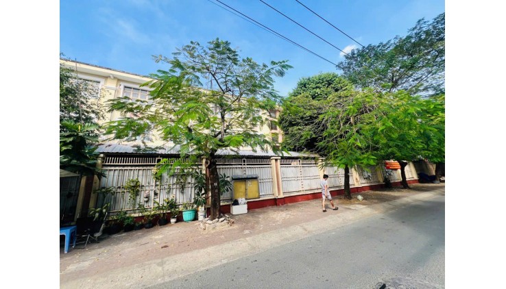 HIẾM QUẬN 7 – 89M² – NGANG LỚN 5.8M – HẺM XE HƠI – GẦN MẶT TIỀN -  7.3 TỶ TL!