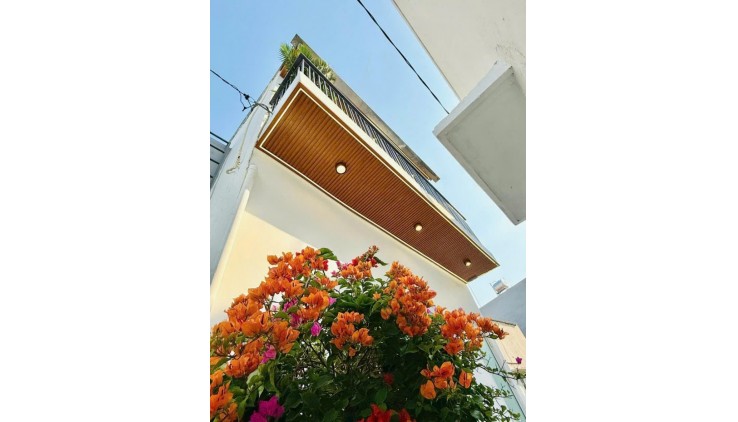 BÁN NHÀ 2 TẦNG, NỞ HẬU, KHÔNG LG QUANG TRUNG P. 11 GÒ VẤP, NHÍCH 3.x TỶ