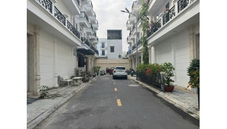 Cần Sang Nhượng lại Căn nhà vị trí đẹp- gía tốt tại quận 12, TPHCM