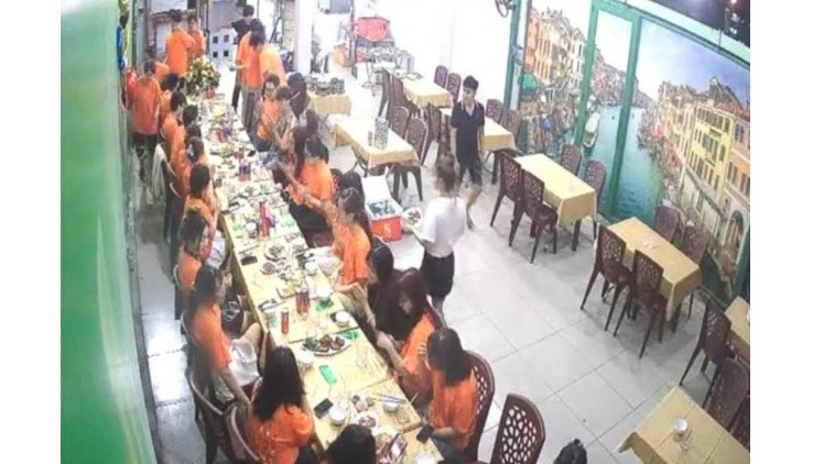 Do tình hình sức khỏe yếu chính chủ cần sang nhượng quán