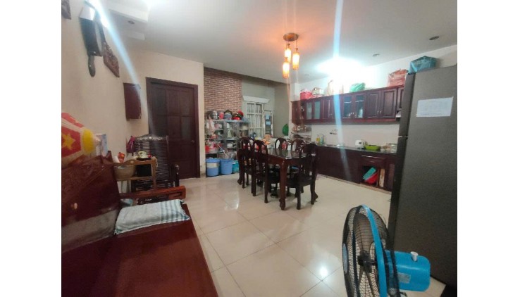 MẶT TIỀN KINH DOANH ĐHT 2 QUẬN 12- DT TO 203 M2 NGANG LỚN 7,6M CHỈ HƠN 60TR MÉT VUÔNG 13 TỶ TL