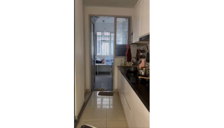 Cần nhượng lại căn hộ tầng trệt view đẹp luôn thoáng mát