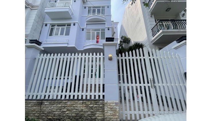 CHO THUÊ BIỆT THỰ SIÊU ĐẸP – VỊ TRÍ ĐẮC ĐỊA TẠI TRẦN NÃO, Q.2